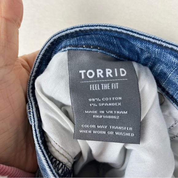 Torrid‎ vintage stretch shorts distressed size 16 - Picture 4 of 8
